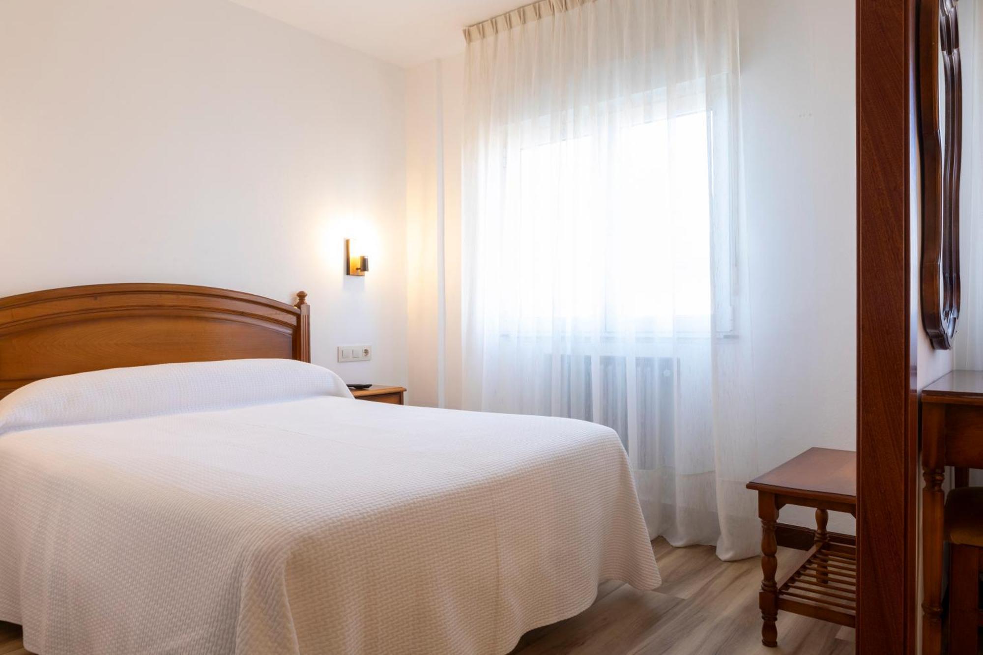 Hotel Cabeza Noreña Εξωτερικό φωτογραφία