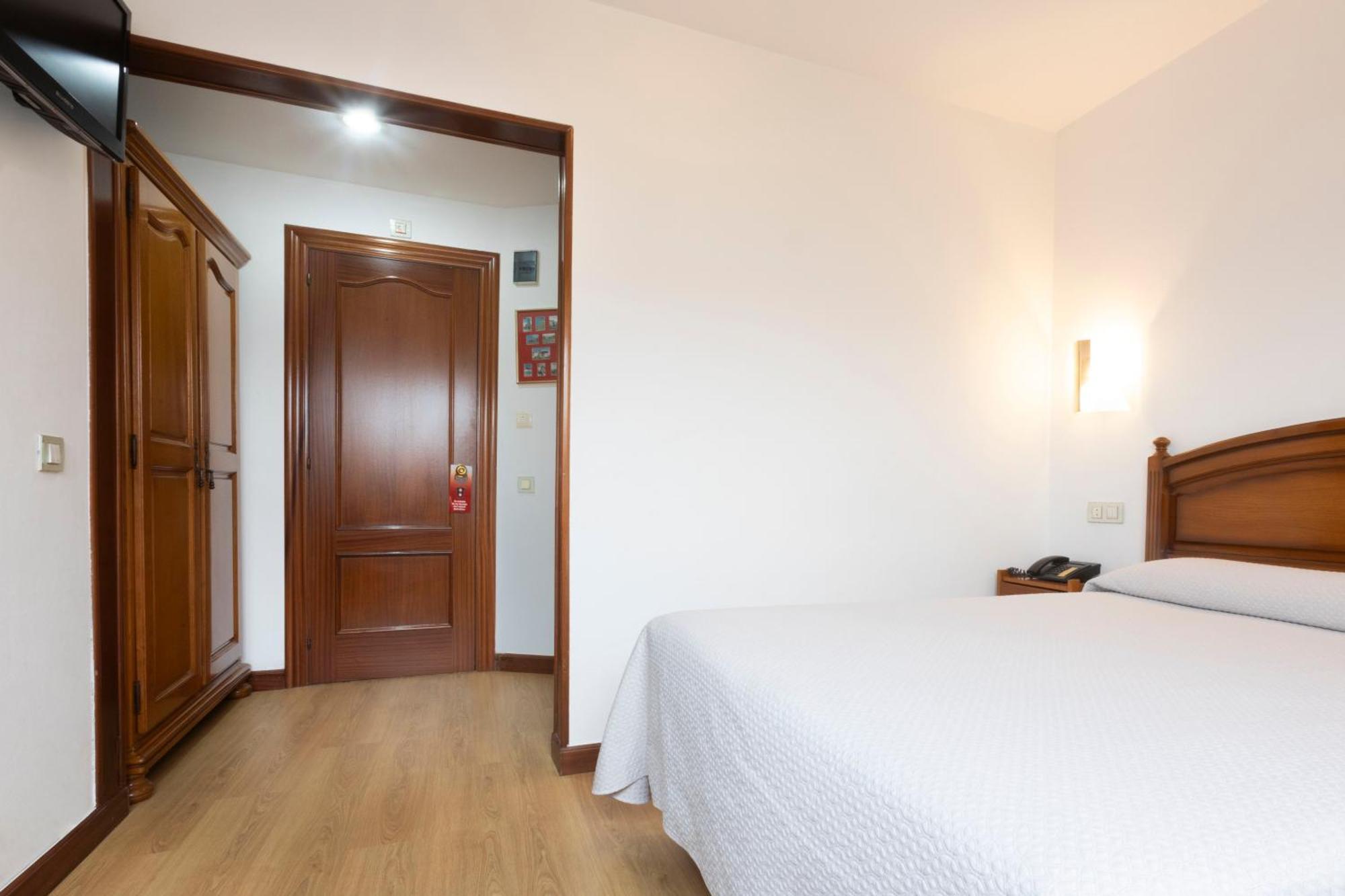 Hotel Cabeza Noreña Εξωτερικό φωτογραφία